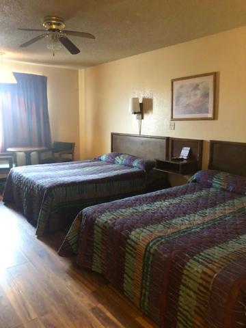 Luxury Inn Шаєнн Екстер'єр фото